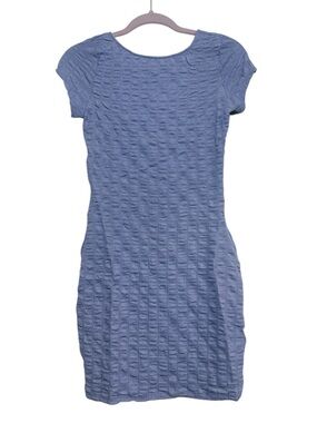 NWOT Textured Short Sleeve Scoop Back Dress in Periwinkle Blue